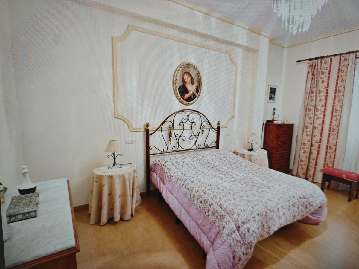 Huis te koop in Victoria Eugenia | 5 slaapkamers H5477233