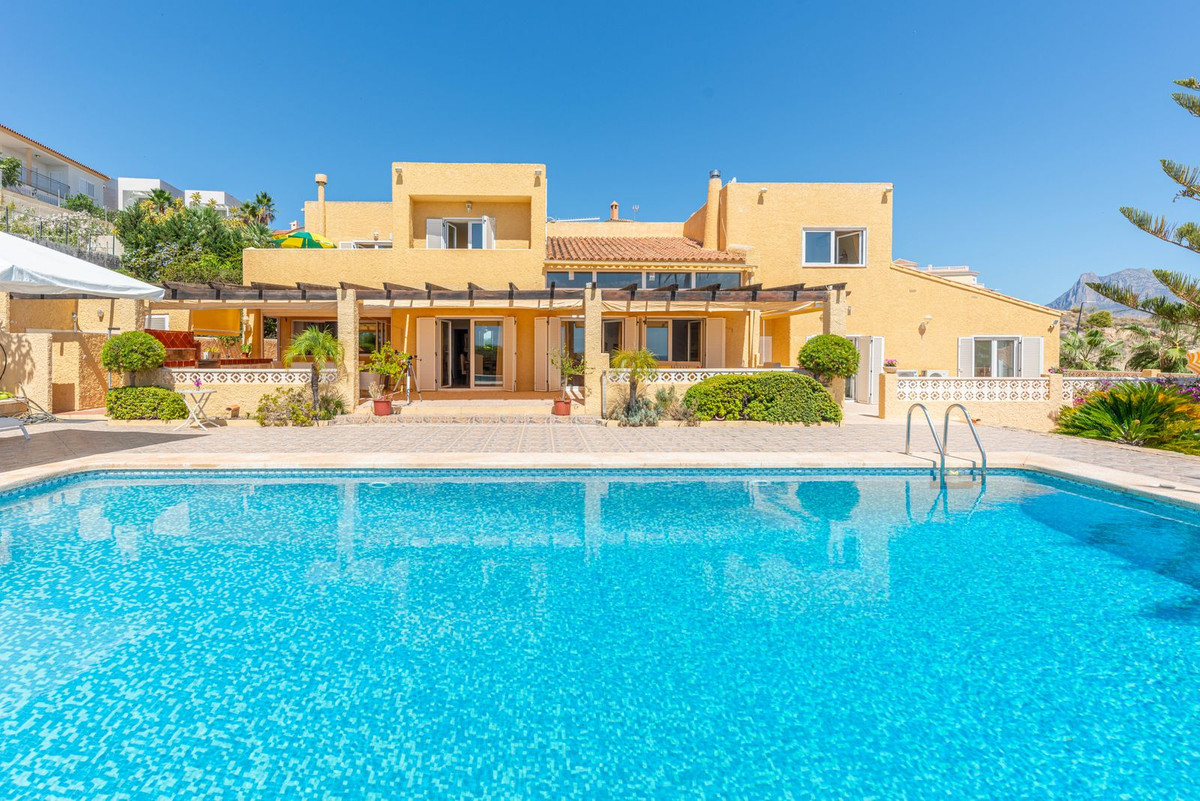 Huis te koop in Villajoyosa | 5 slaapkamers H5141050