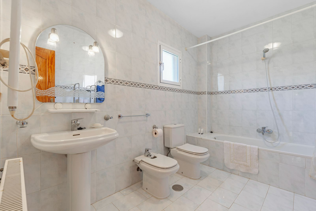 Huis te koop in Villajoyosa | 5 slaapkamers H5141050