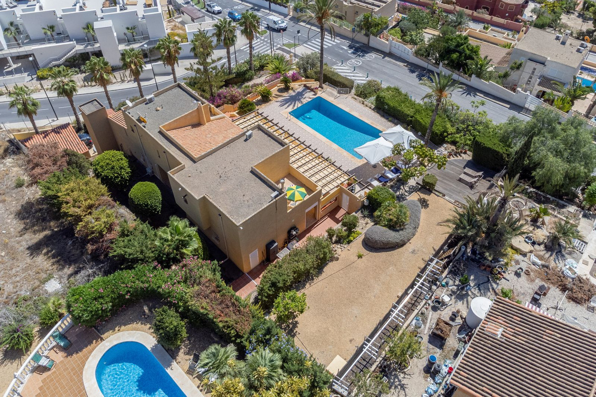 Huis te koop in Villajoyosa | 5 slaapkamers H5141050