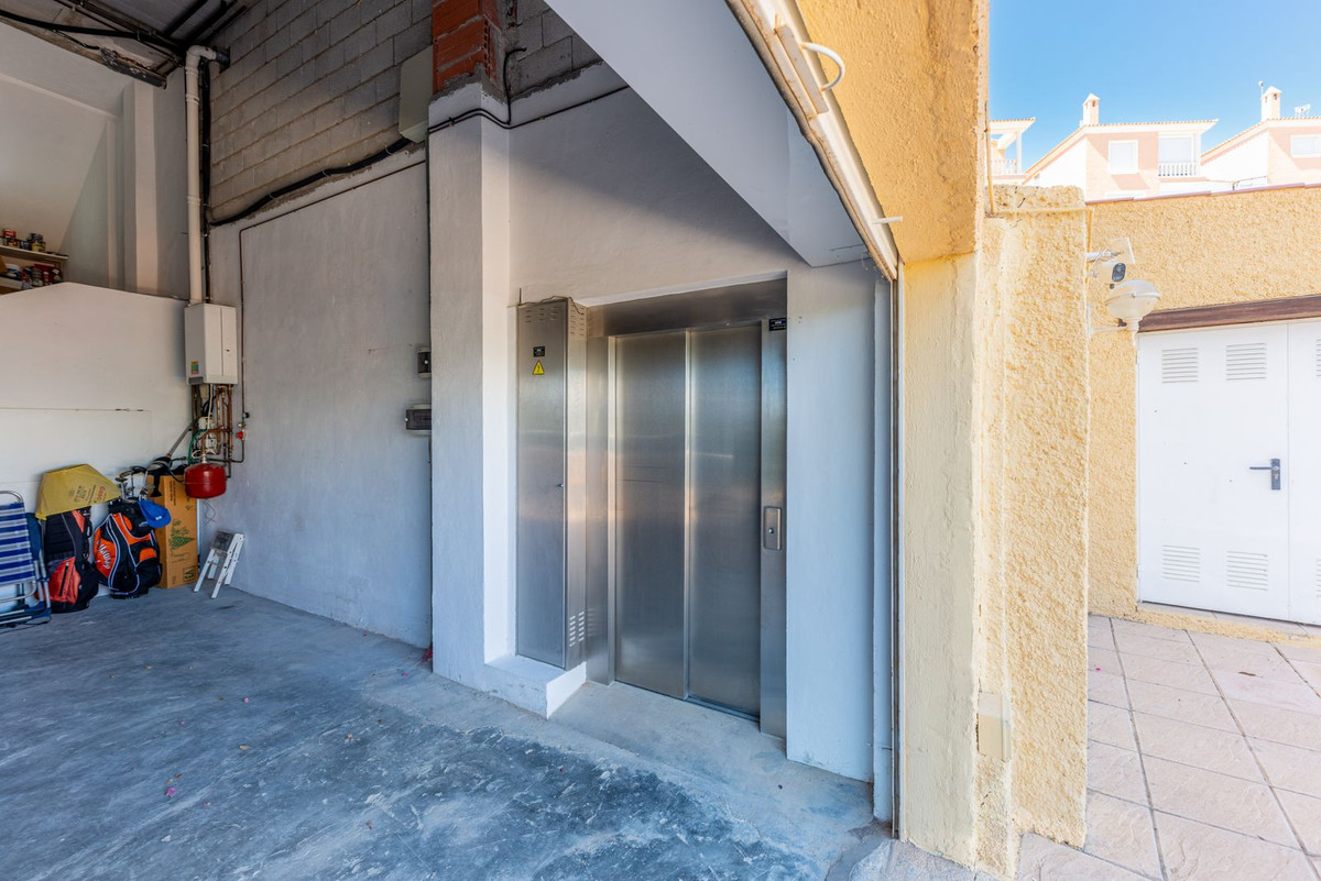 Huis te koop in Villajoyosa | 5 slaapkamers H5141050