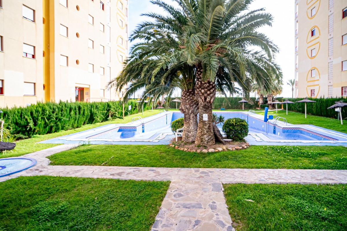 Appartement te koop in Villajoyosa | 1 slaapkamers H5258986