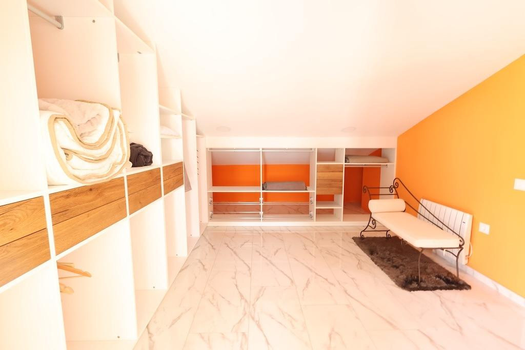 Property main view 21