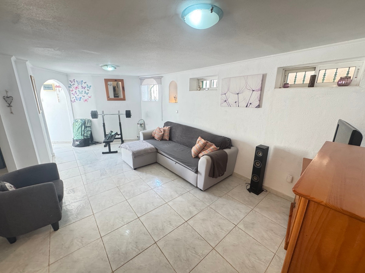Huis te koop in Villamartin | 4 slaapkamers H5147230