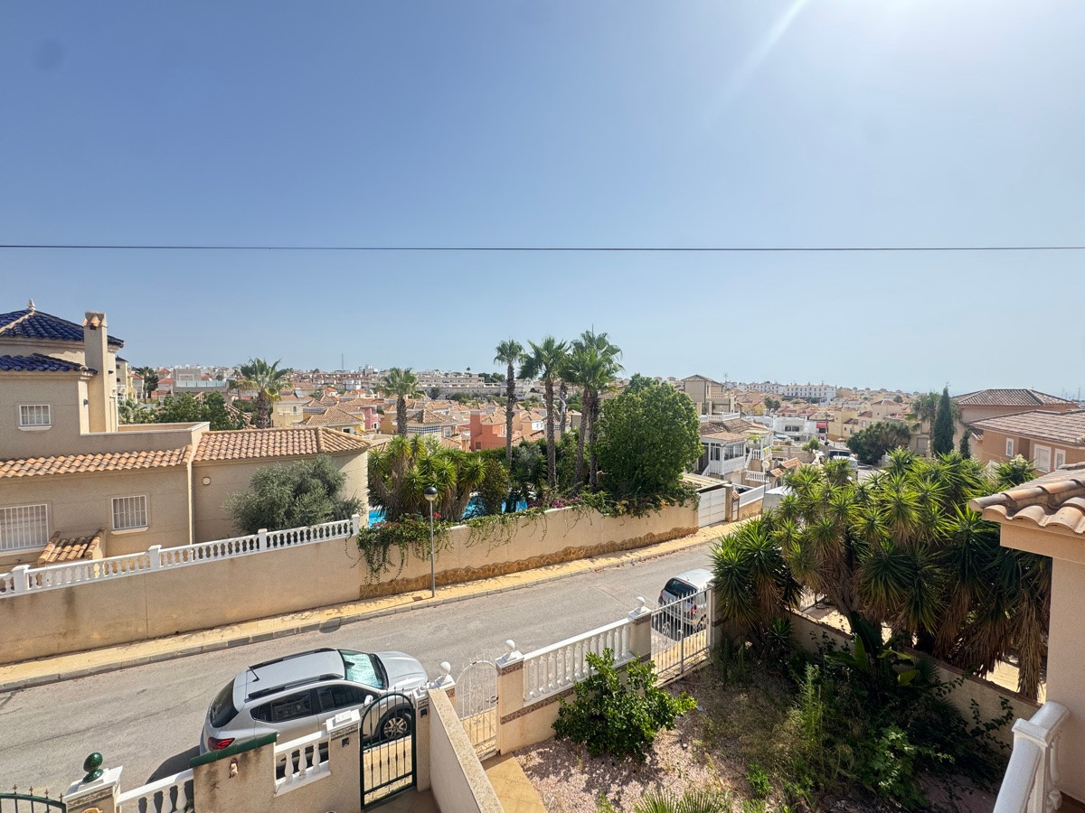 Huis te koop in Villamartin | 4 slaapkamers H5147230