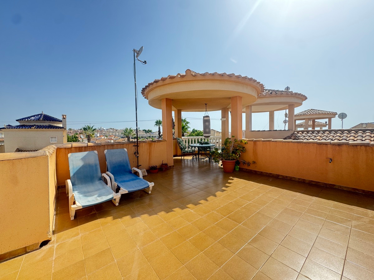 Huis te koop in Villamartin | 4 slaapkamers H5147230