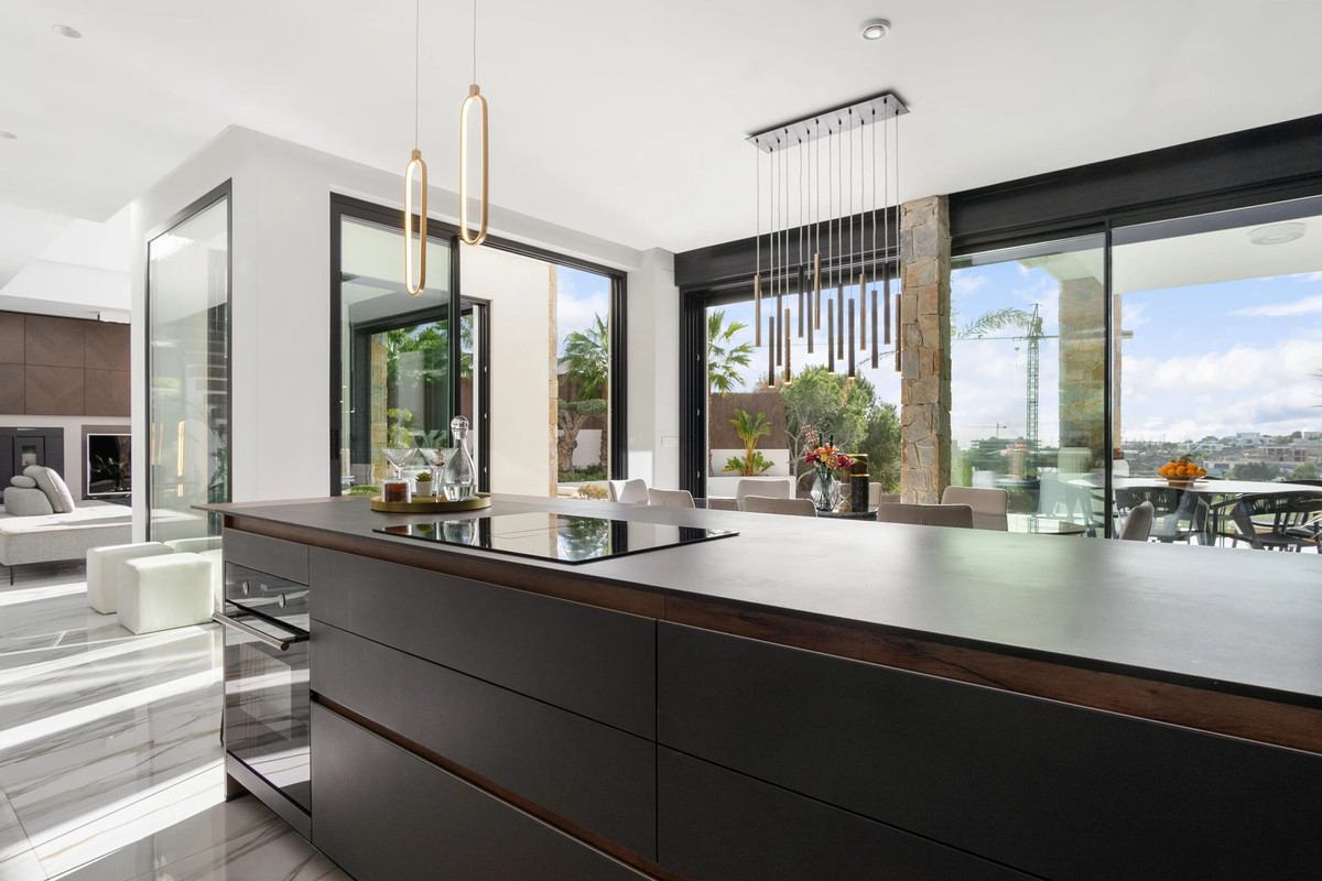 Huis te koop in Villamartin | 4 slaapkamers H5235817