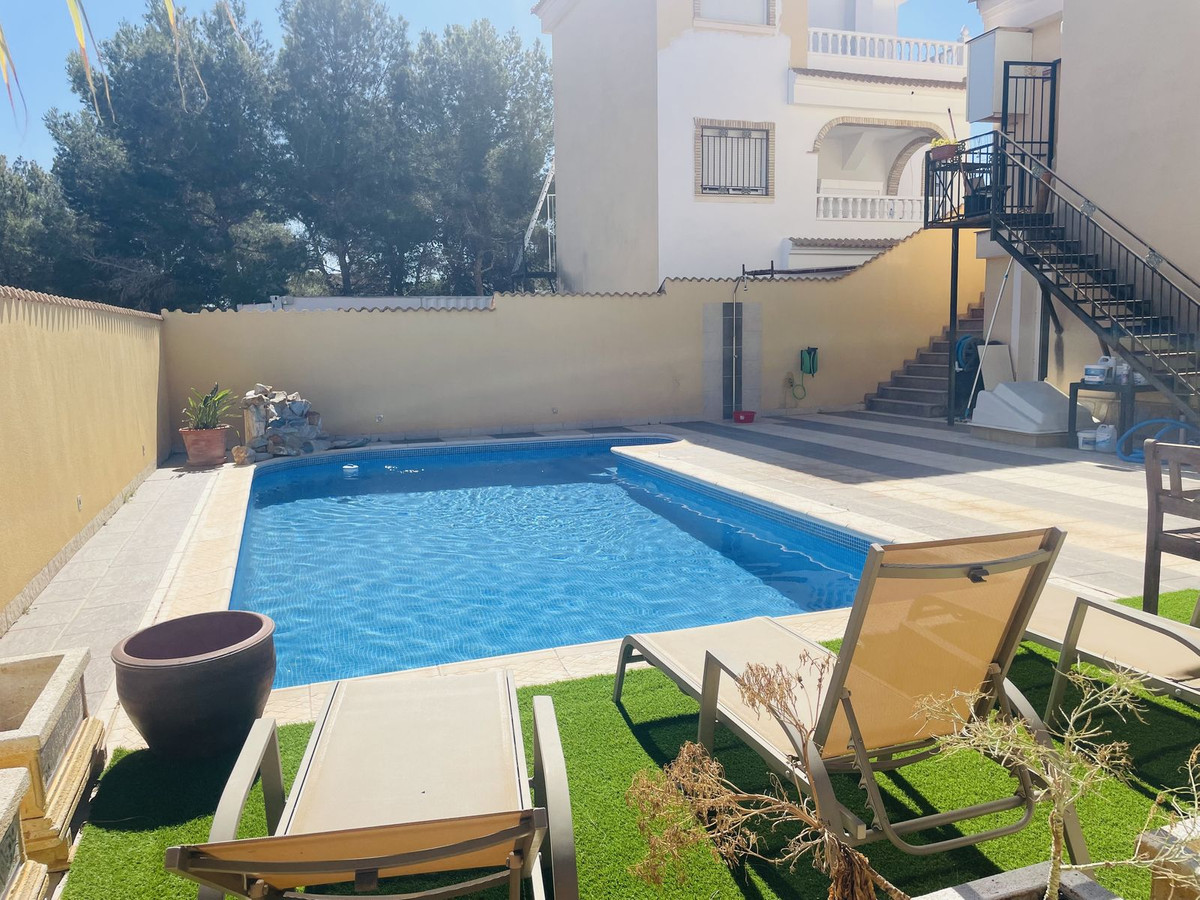 Huis te koop in Villamartin | 3 slaapkamers H5236531