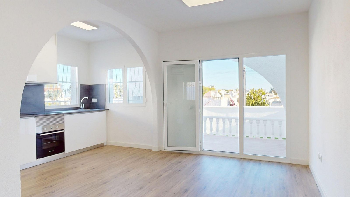 Huis te koop in Villamartin | 2 slaapkamers H5250058