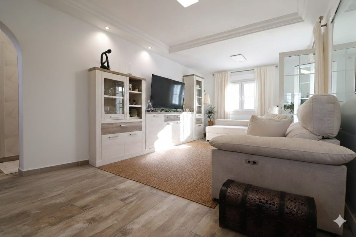 Huis te koop in Villamartin | 4 slaapkamers H5283256