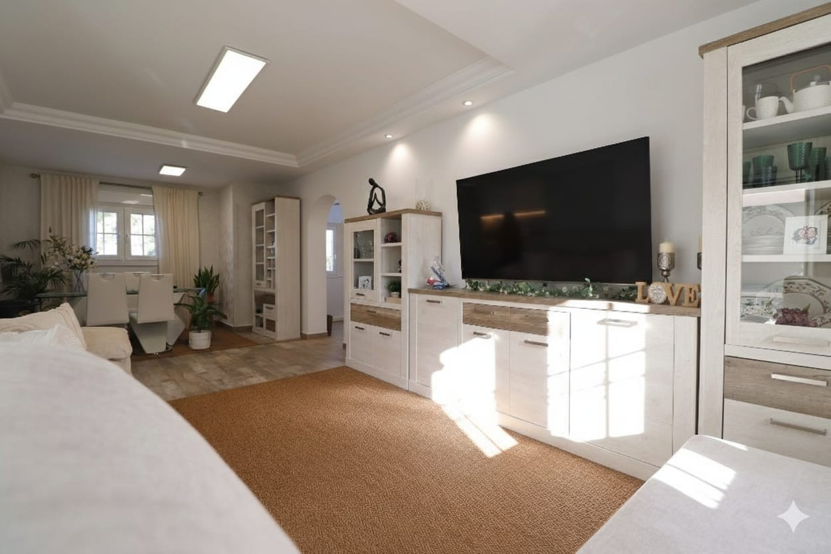 Huis te koop in Villamartin | 4 slaapkamers H5283256