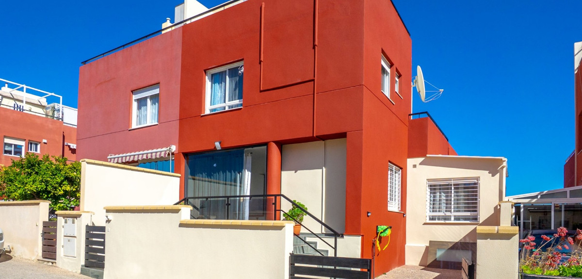 Huis te koop in Villamartin | 3 slaapkamers H5306308