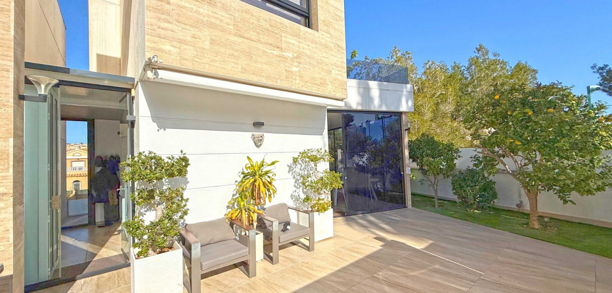 Huis te koop in Villamartin | 3 slaapkamers H5310451