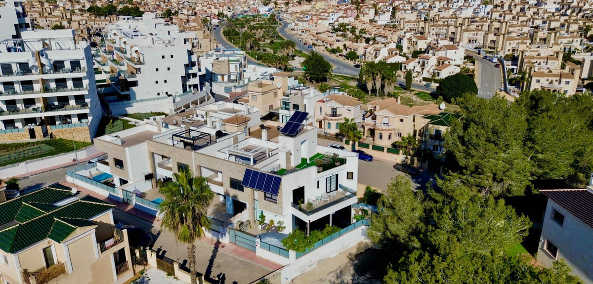 Huis te koop in Villamartin | 3 slaapkamers H5310451