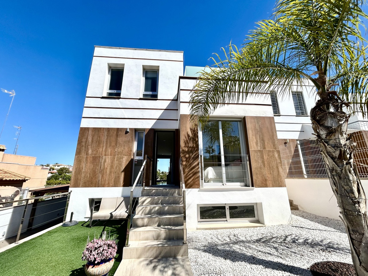 Huis te koop in Villamartin | 3 slaapkamers H5336695