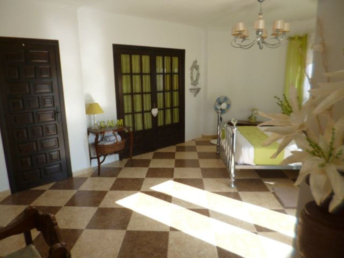 Huis te koop in Villamartin | 5 slaapkamers H5342869