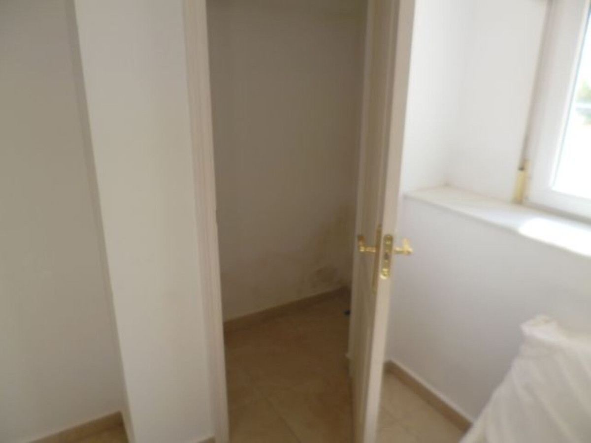 Huis te koop in Villamartin | 5 slaapkamers H5342869