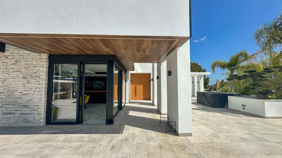 Property main view 16