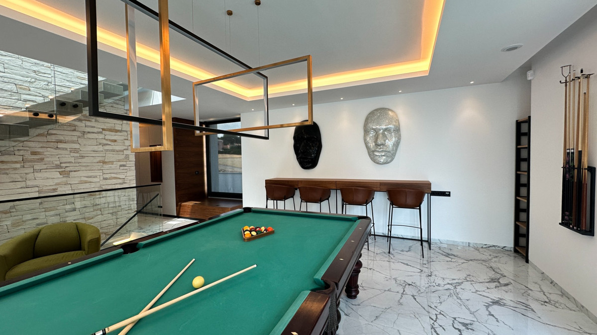 Property main view 40