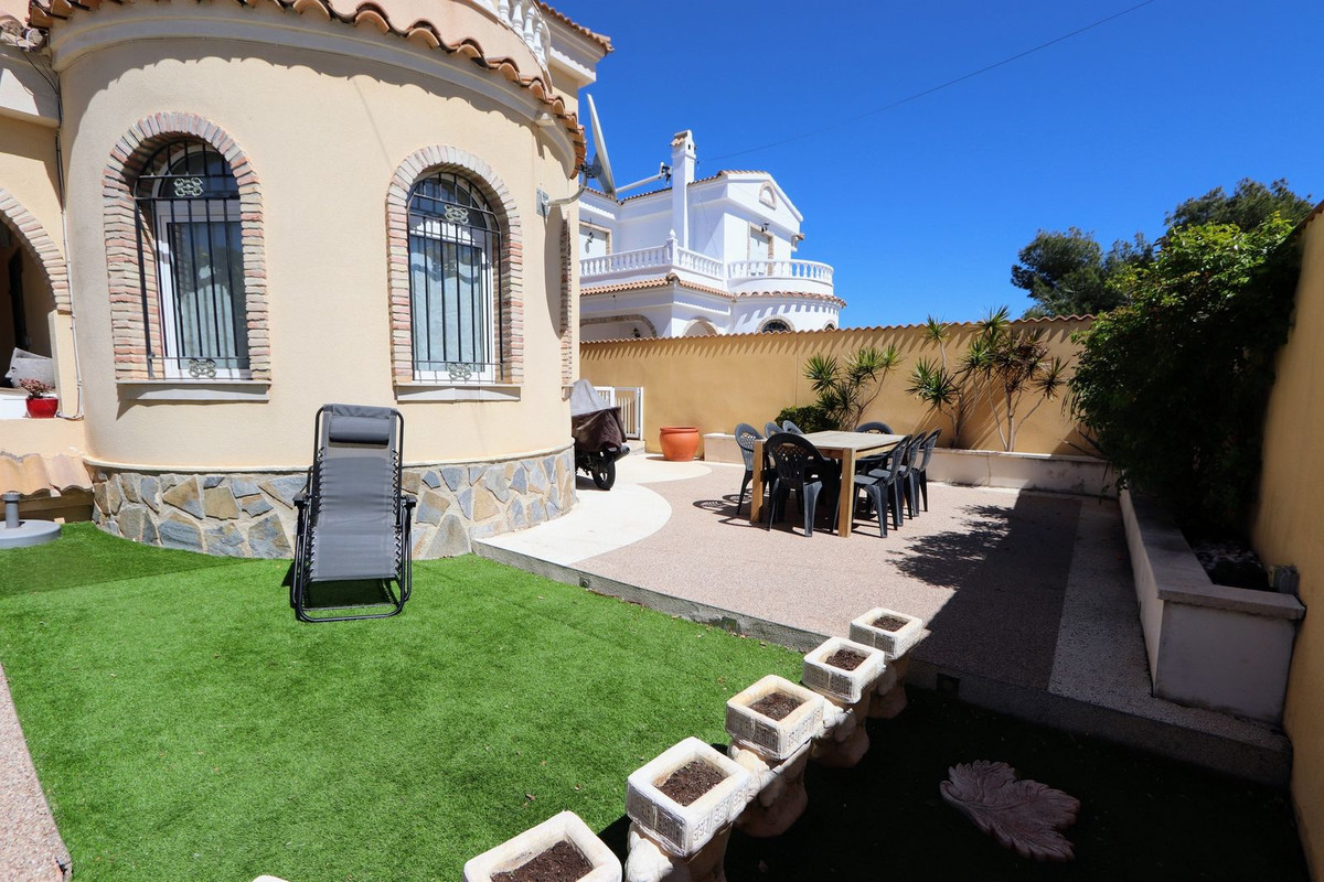 Huis te koop in Villamartin | 3 slaapkamers H5355022