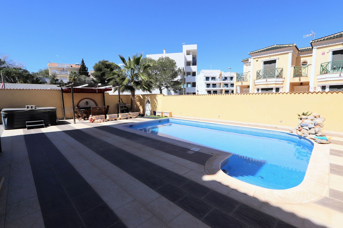 Huis te koop in Villamartin | 3 slaapkamers H5355022