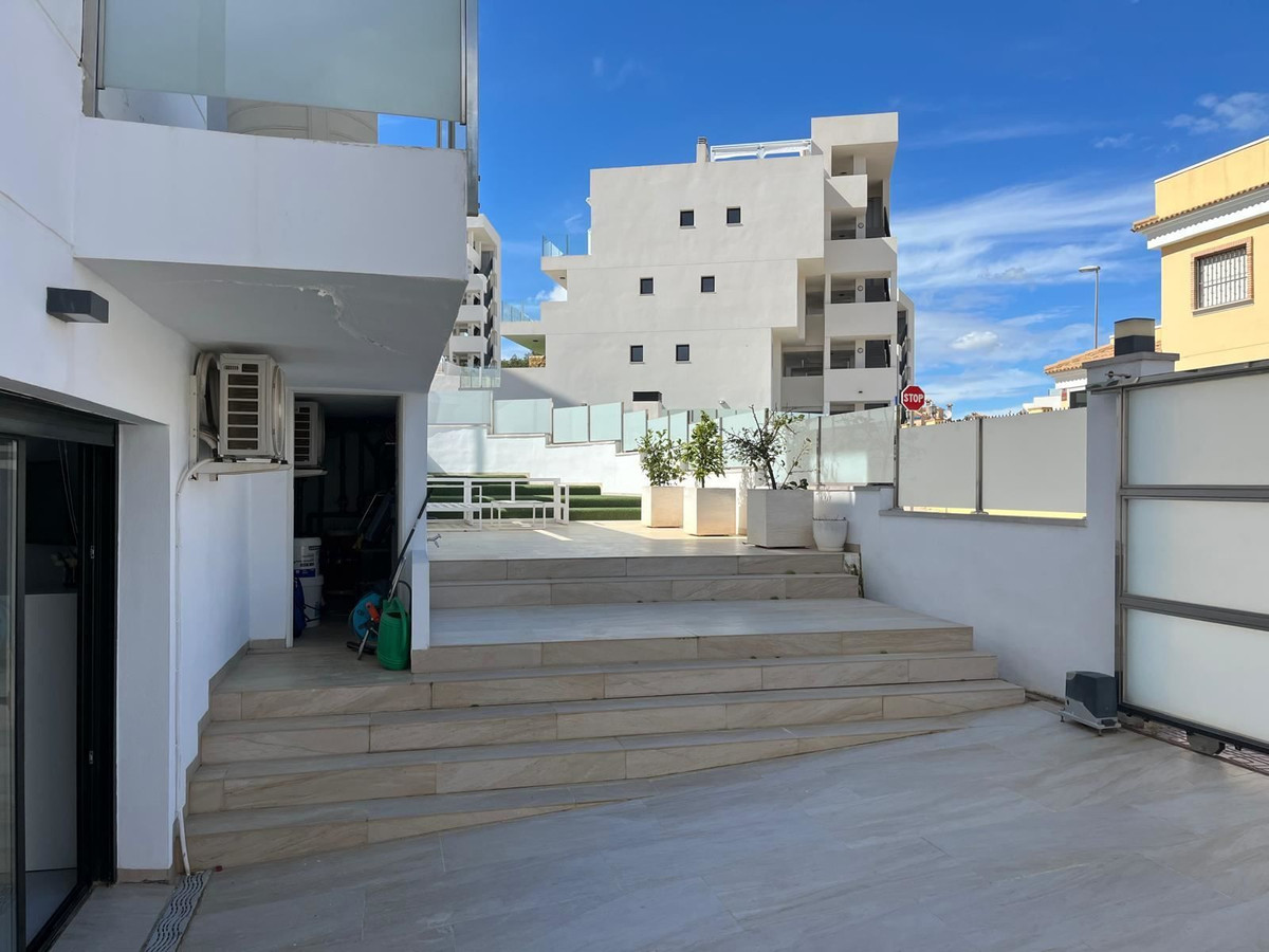 Huis te koop in Villamartin | 3 slaapkamers H5355520