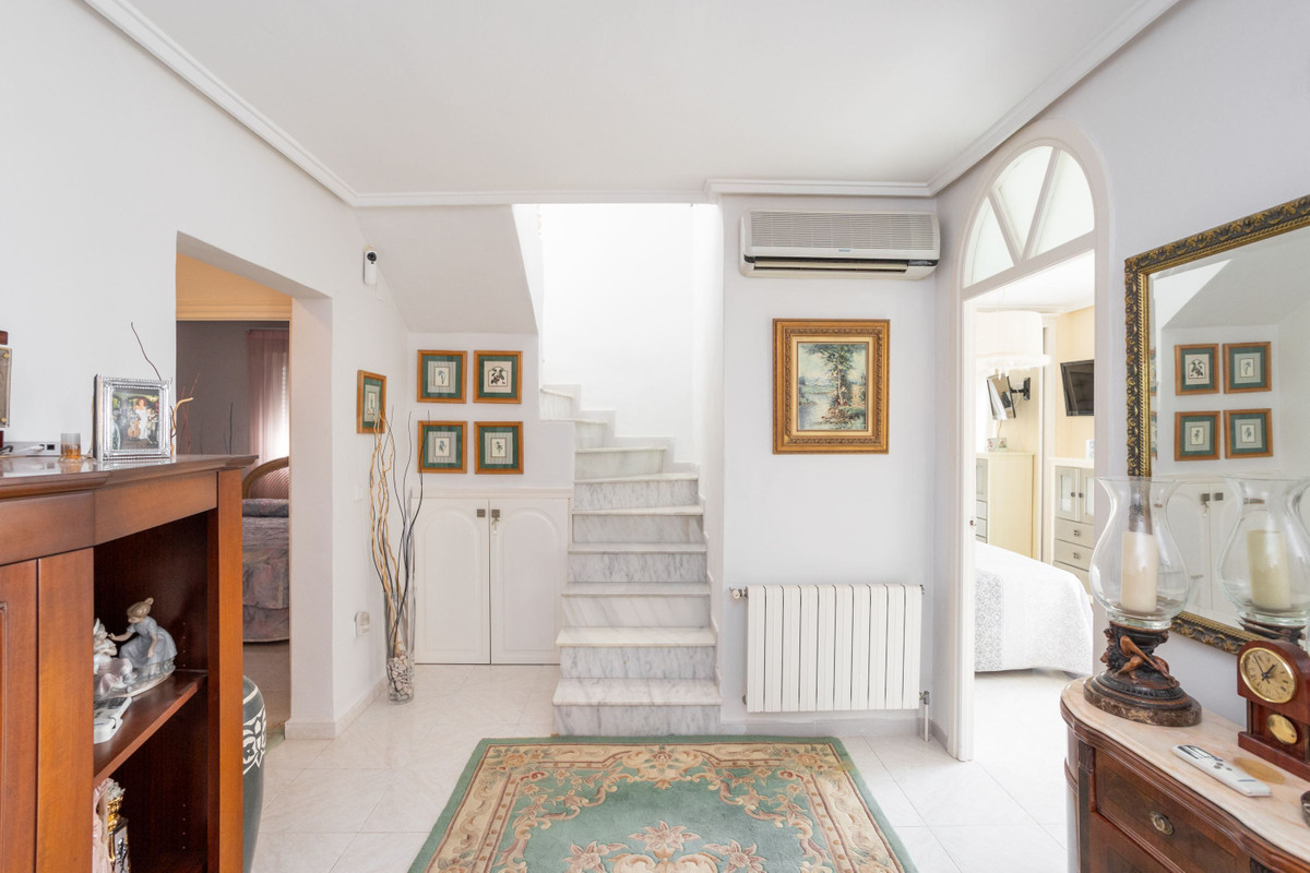 Huis te koop in Villamartin | 4 slaapkamers H5355544