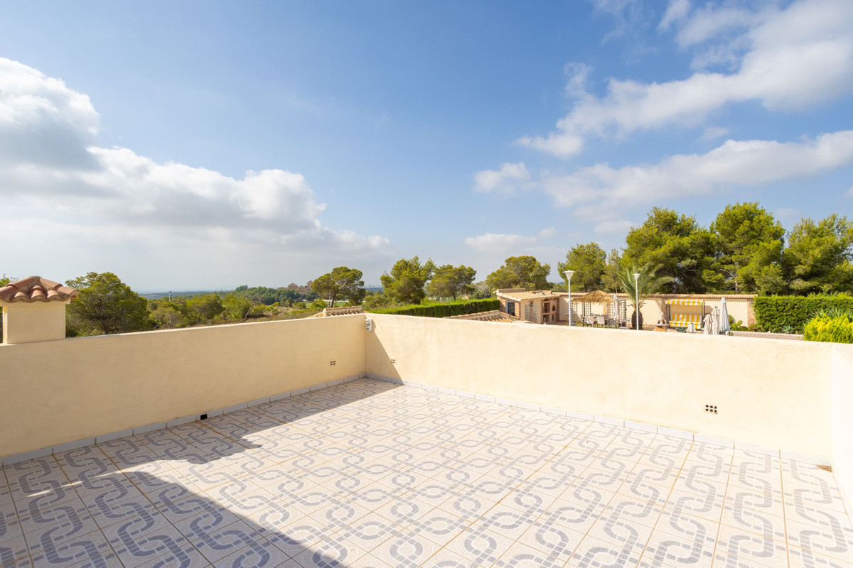 Huis te koop in Villamartin | 4 slaapkamers H5355544