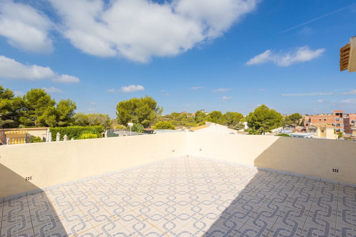 Huis te koop in Villamartin | 4 slaapkamers H5355544