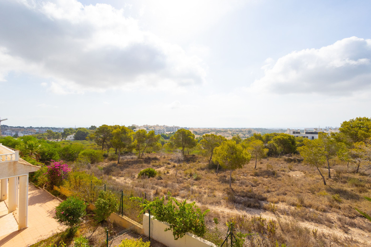 Huis te koop in Villamartin | 4 slaapkamers H5355544