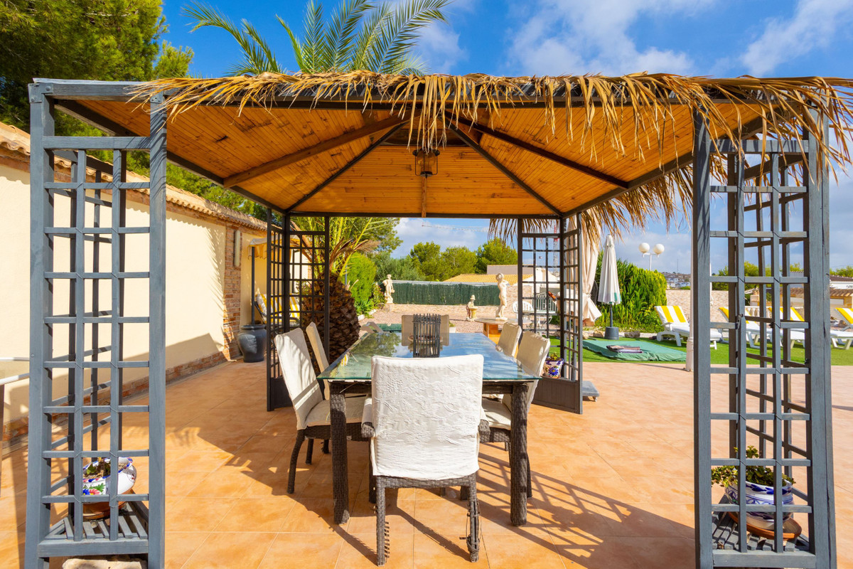 Huis te koop in Villamartin | 4 slaapkamers H5355544