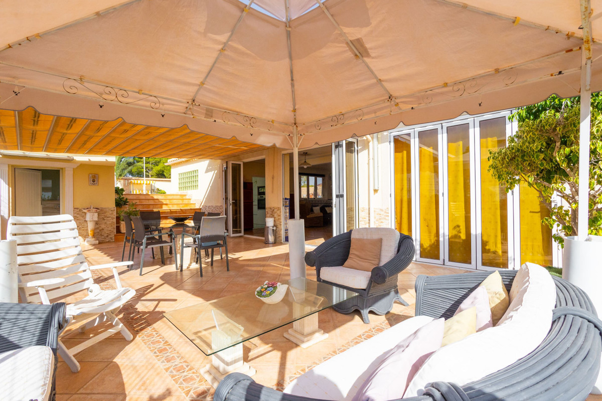 Huis te koop in Villamartin | 4 slaapkamers H5355544