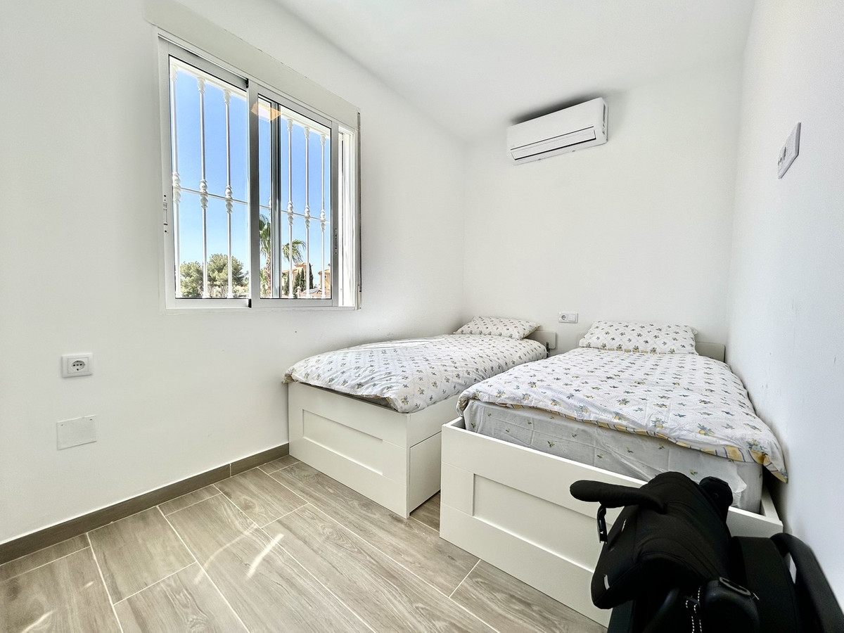 Huis te koop in Villamartin | 5 slaapkamers H5357794