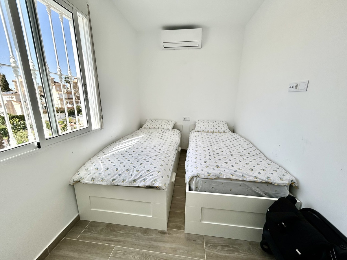Huis te koop in Villamartin | 5 slaapkamers H5357794