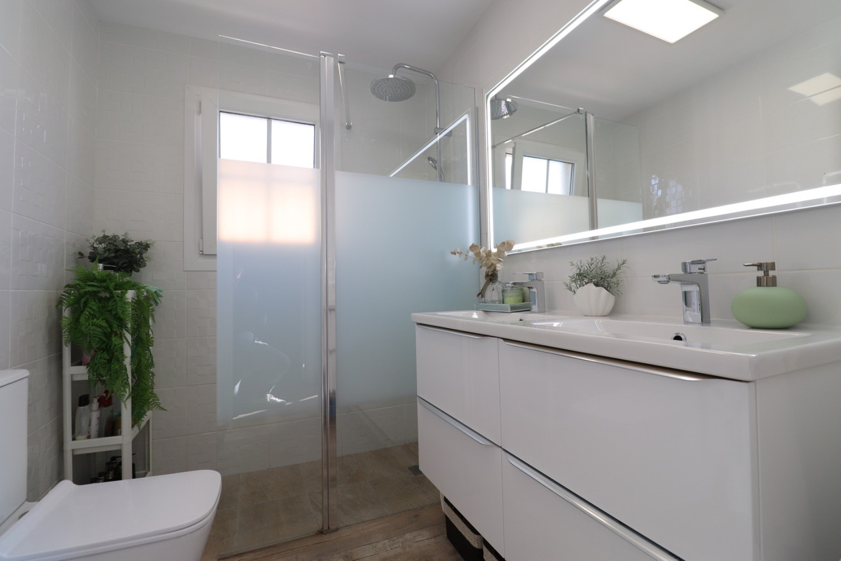 Huis te koop in Villamartin | 4 slaapkamers H5364334