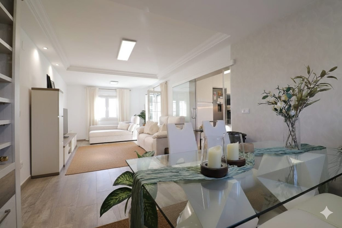 Huis te koop in Villamartin | 4 slaapkamers H5364334