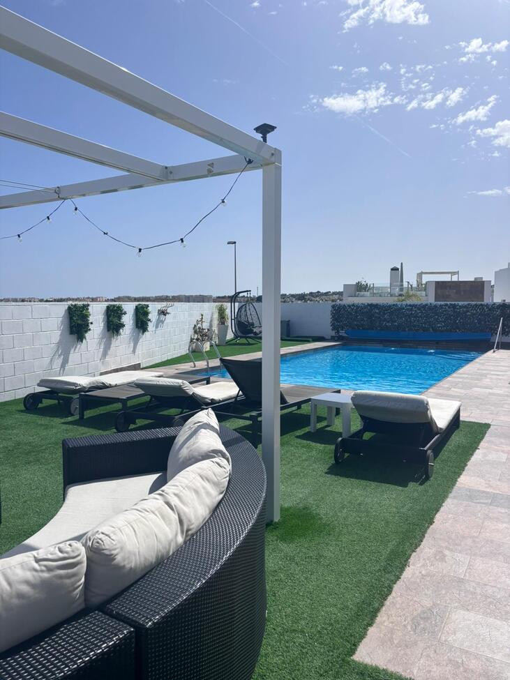 Huis te koop in Villamartin | 5 slaapkamers H5366326