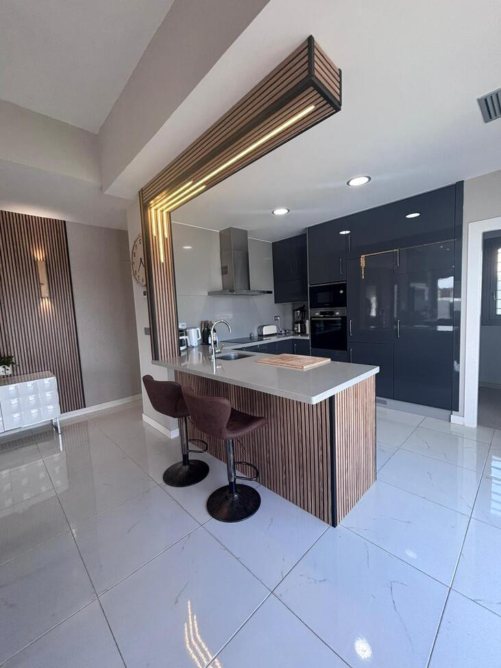 Huis te koop in Villamartin | 5 slaapkamers H5366326