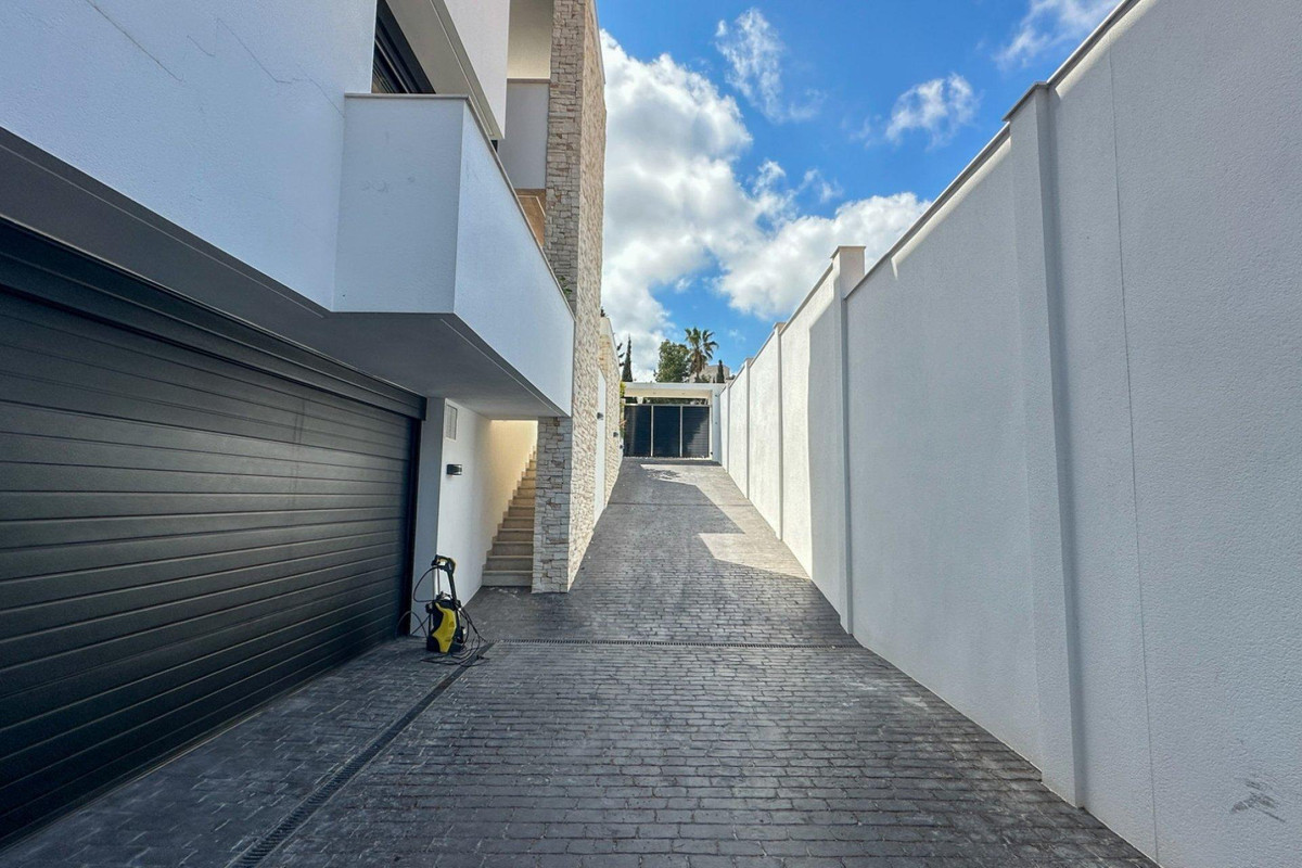 Huis te koop in Villamartin | 4 slaapkamers H5372506