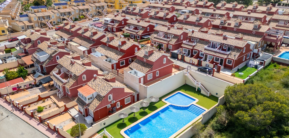 Huis te koop in Villamartin | 3 slaapkamers H5380534