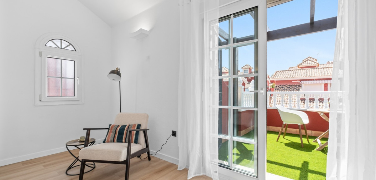Huis te koop in Villamartin | 3 slaapkamers H5380534