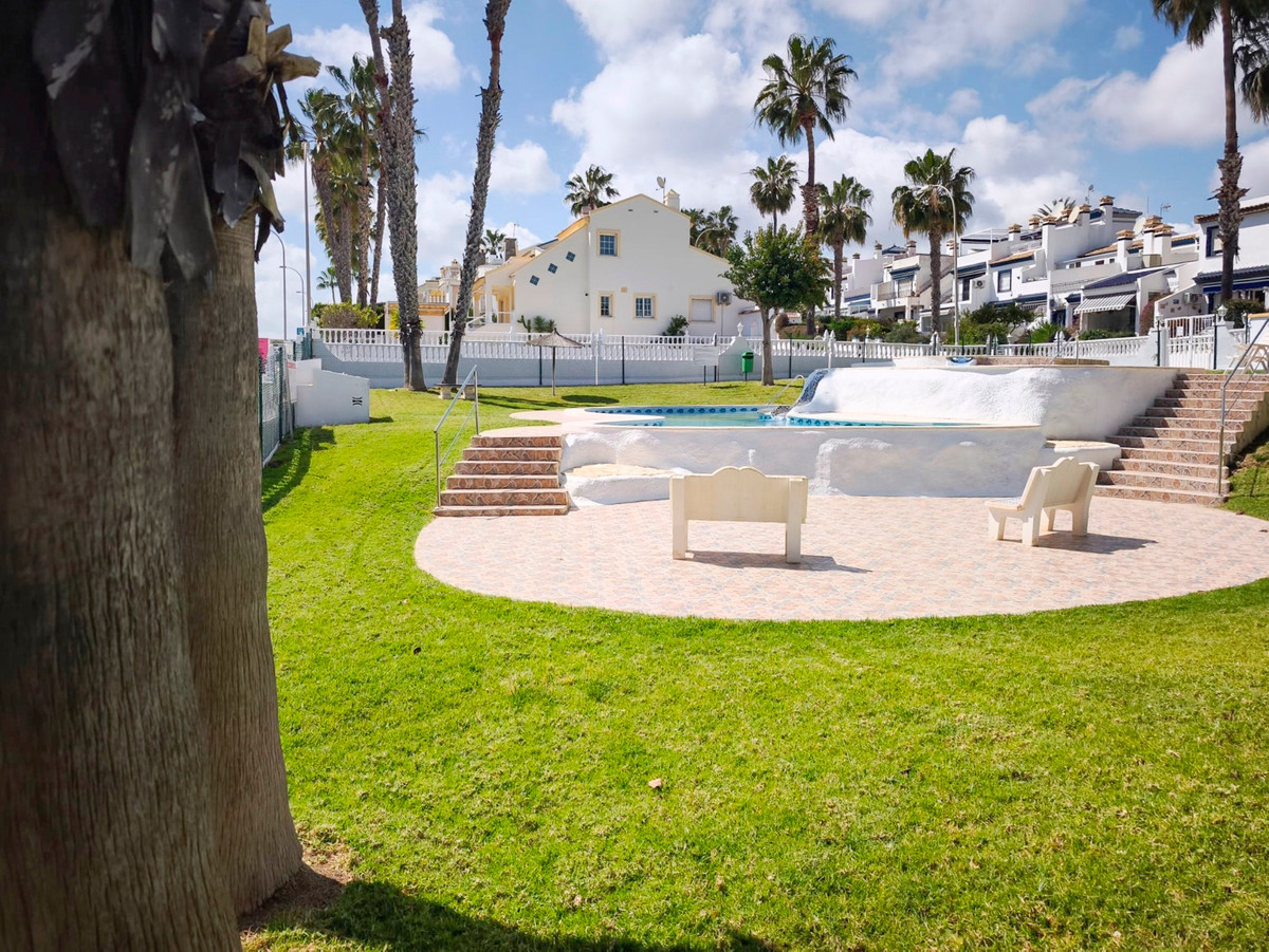 Huis te koop in Villamartin | 2 slaapkamers H5400898