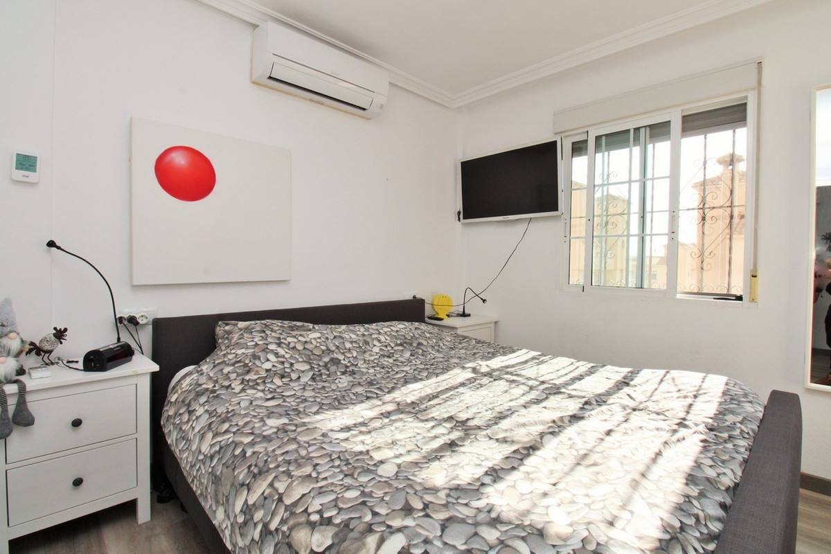 Appartement te koop in Villamartin | 2 slaapkamers H5406628