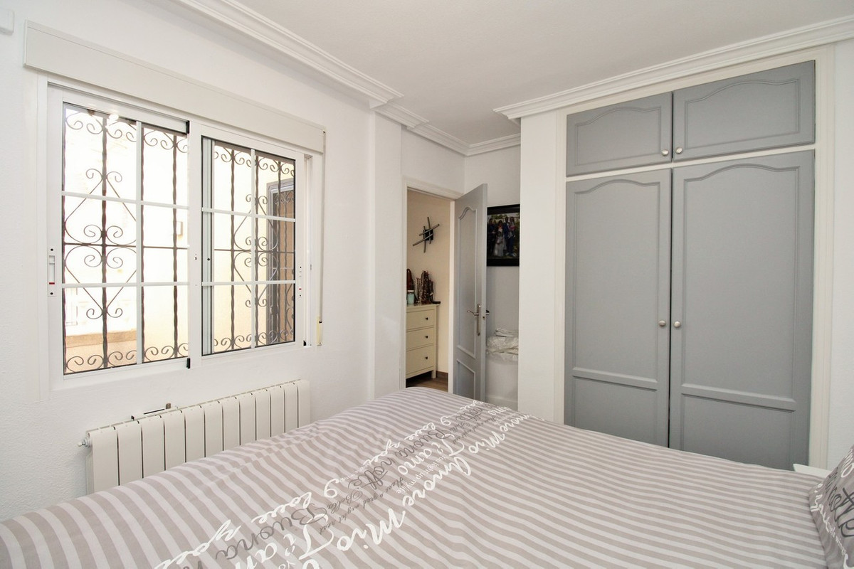 Appartement te koop in Villamartin | 2 slaapkamers H5406628