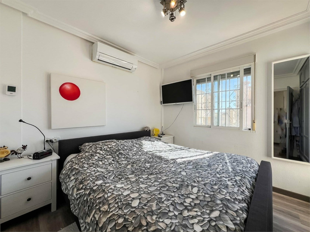 Huis te koop in Villamartin | 2 slaapkamers H5407609