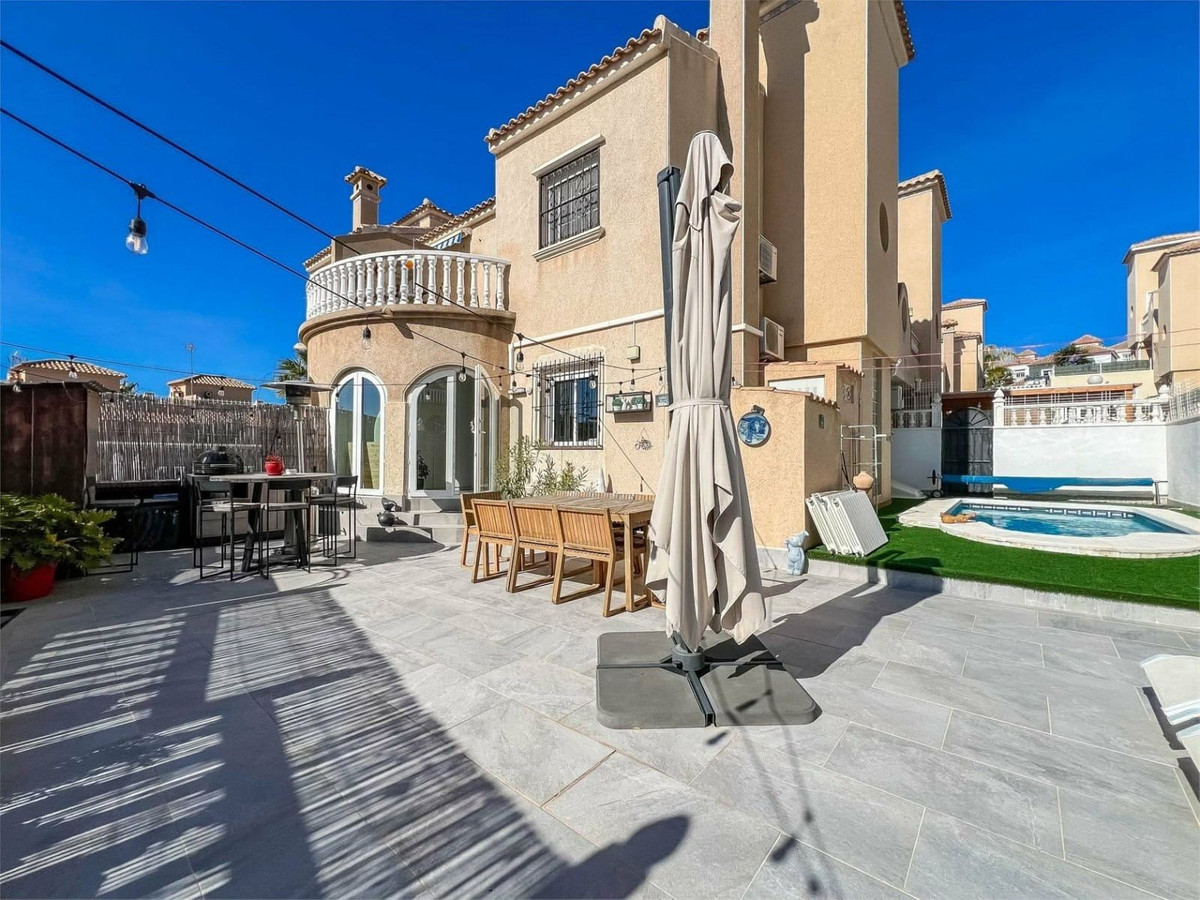 Huis te koop in Villamartin | 2 slaapkamers H5407609