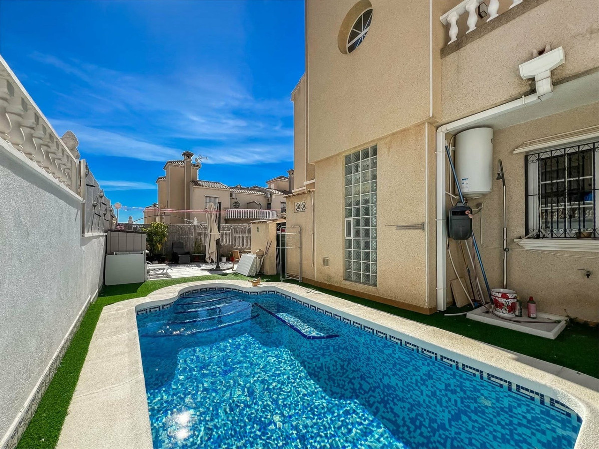Huis te koop in Villamartin | 2 slaapkamers H5407609