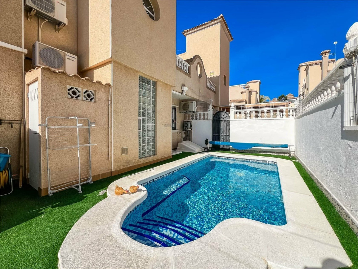 Huis te koop in Villamartin | 2 slaapkamers H5407609
