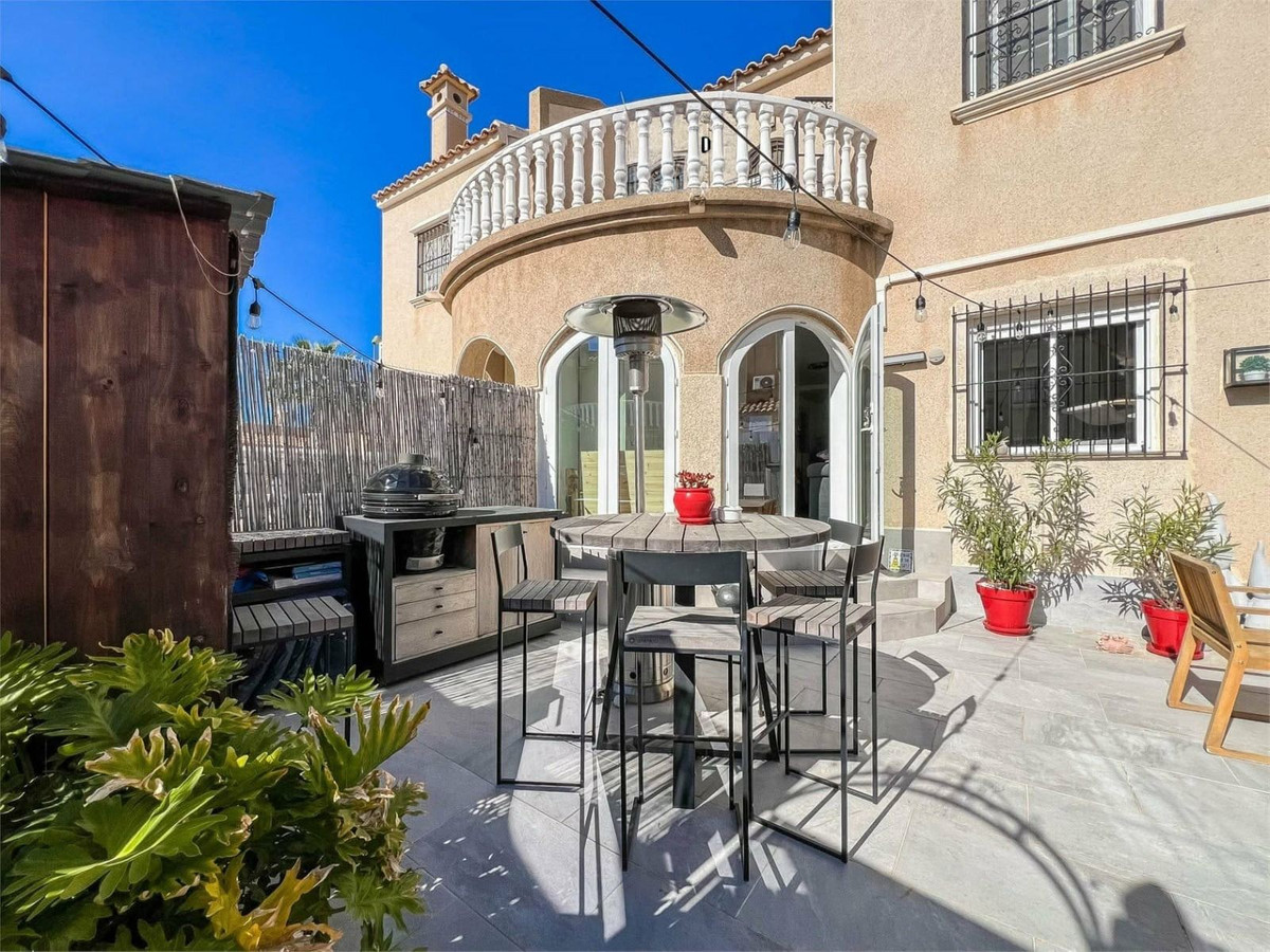 Huis te koop in Villamartin | 2 slaapkamers H5407609