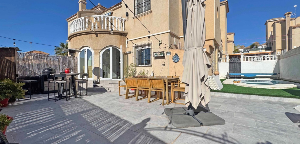 Huis te koop in Villamartin | 2 slaapkamers H5418694